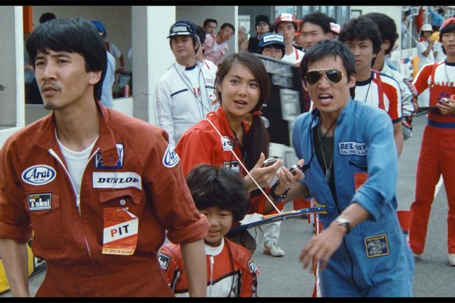 映画『汚れた英雄』のシーン。4Kで名作を楽しむことができる。