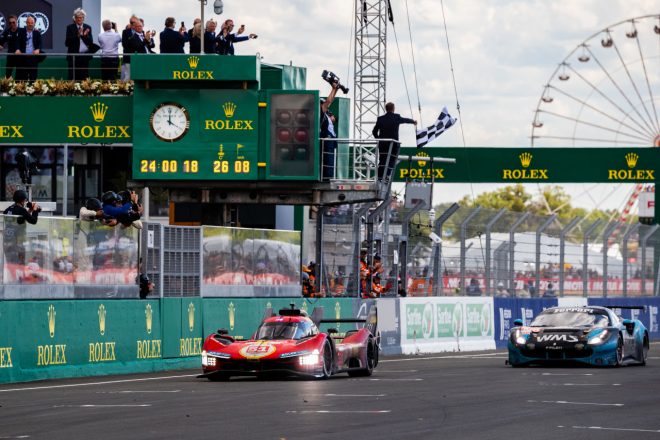 記念すべき100周年のル・マン24時間レースで総合優勝を果たしたフェラーリAFコルセの51号車フェラーリ499P