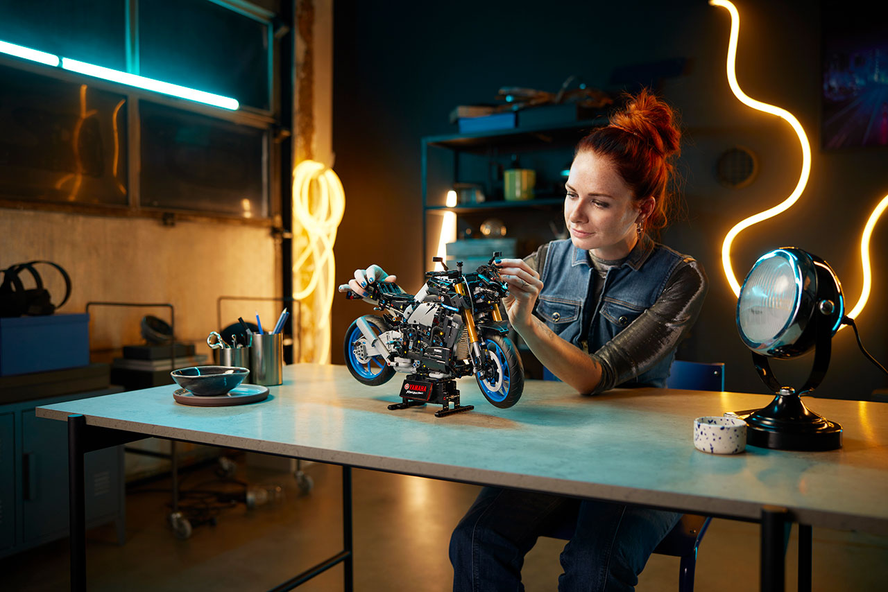 『レゴ テクニック ヤマハ MT-10 SP』