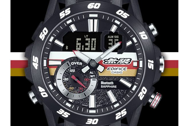 無限のコーポレートカラーである白、赤、金、黒でカラーリングされた文字盤