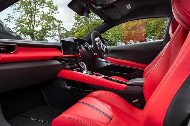 ロータス・エミーラ“i4ファーストエディション”のインテリア