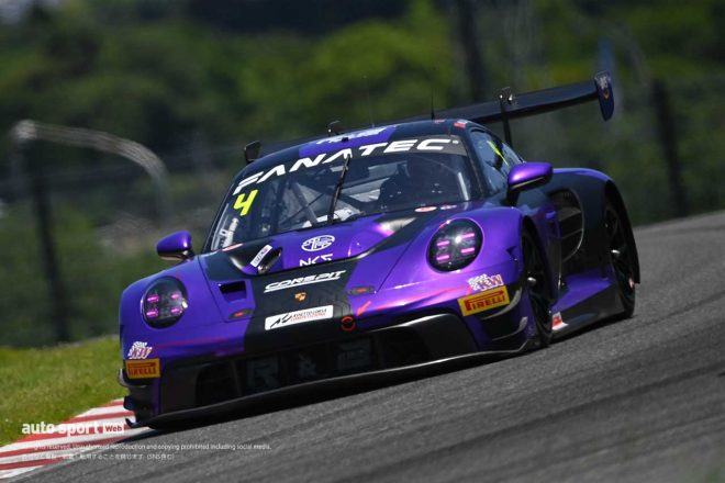2023GTWCアジア第6戦鈴鹿　総合3位となったR&Bレーシングの4号車ポルシェ911 GT3 R（ルー・ウェイ／パトリック・ピレ）