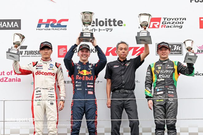 2023スーパーフォーミュラ第6戦富士　表彰式の様子