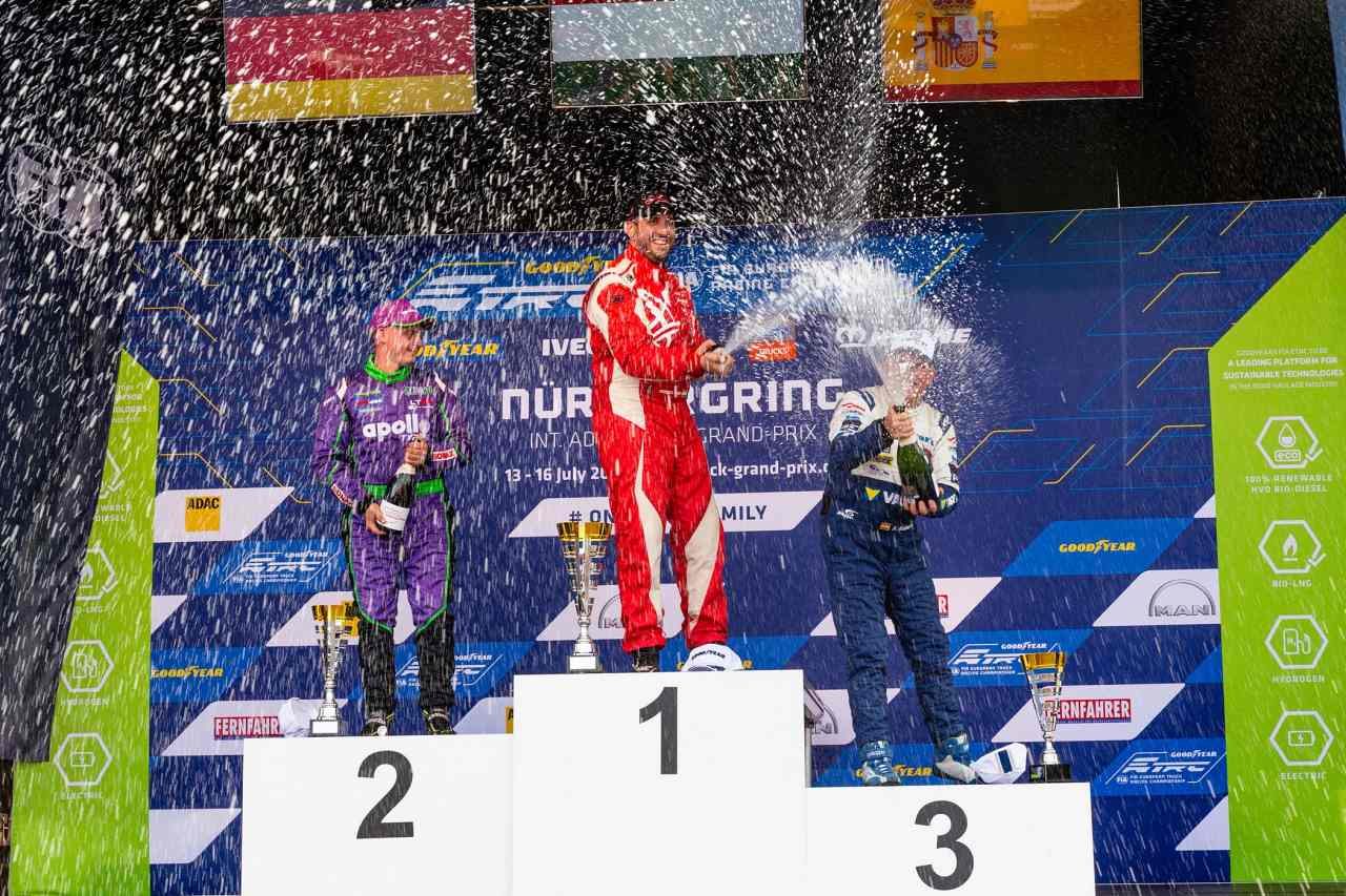 13万人の地元ドイツ大観衆を前に、6冠の