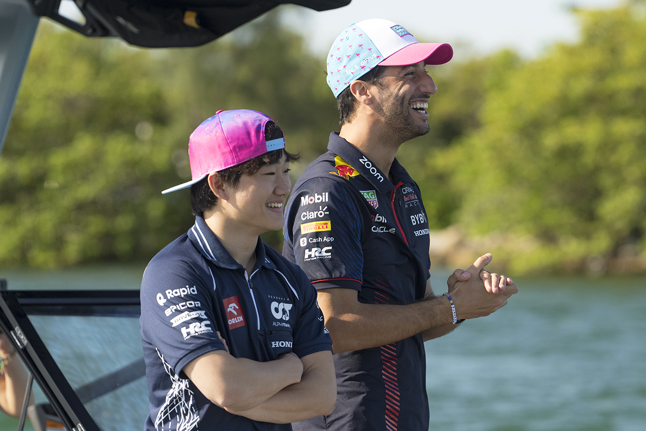 ダニエル・リカルドと角田裕毅（アルファタウリ）