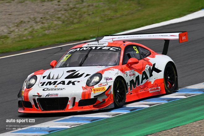 51 GT3 Am AMACモータースポーツ ポルシェ911 GT3 R（991.1） A.マクファーソン／W.ベン・ポーター