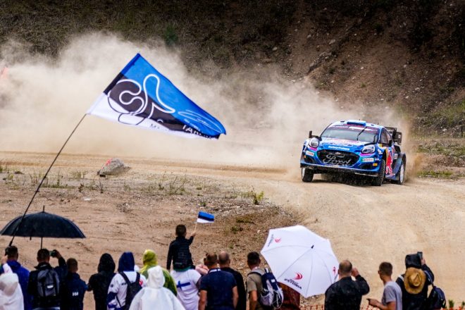 母国のファンの前で力走を見せているオット・タナク（フォード・プーマ・ラリー1）　2023年WRC第8戦ラリー・エストニア