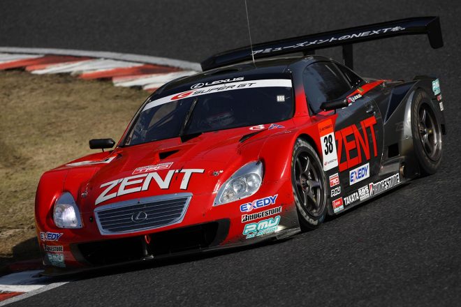 2010 ZENT CERUMO SC430 立川祐路／リチャード・ライアン