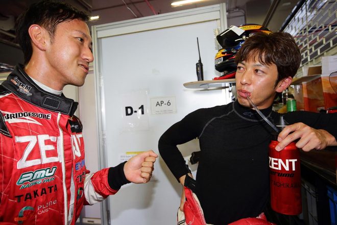 2015年の立川祐路と石浦宏明