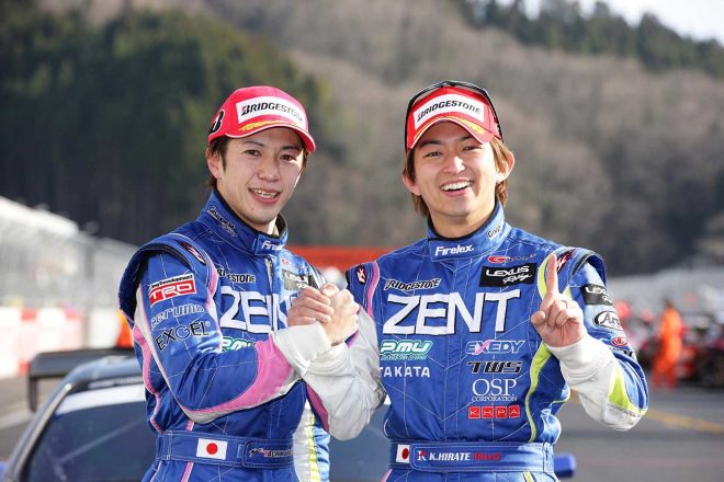 2012年スーパーGT第1戦岡山　トップ争いを制してGT500クラス優勝を飾った立川祐路／平手晃平（ZENT CERUMO SC430）