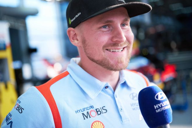 フィンランド出身ドライバーであるエサペッカ・ラッピ（ヒョンデi20 Nラリー1）