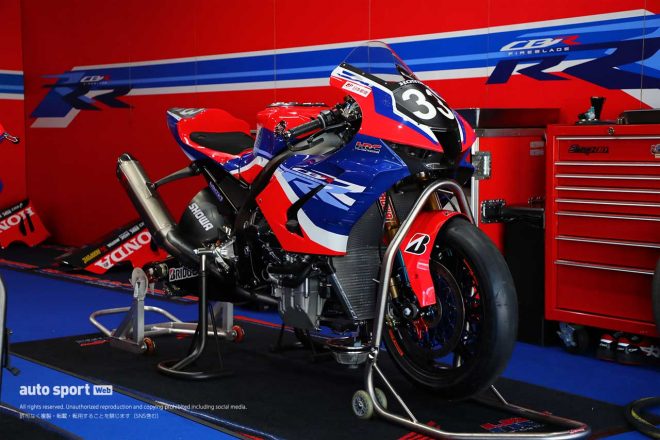2023鈴鹿8耐：Team HRC with 日本郵便のホンダCBR1000RR-R FIREBLADE SP