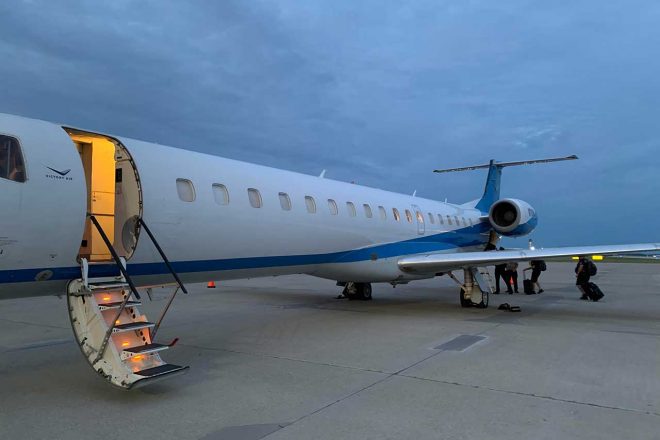 ワトキンス・グレンのテスト、ワトキンス・グレンのレース、そしてモスポート戦も、チップ・ガナッシとシェアする形でチャーター便で移動しました。一般とは別のターミナル、面倒な搭乗手続きもなくパスポートで名前と顔を確認するだけで、すぐ乗りこめて、現地に着いたら即、レンタカーに乗り込める。とても楽ですね。