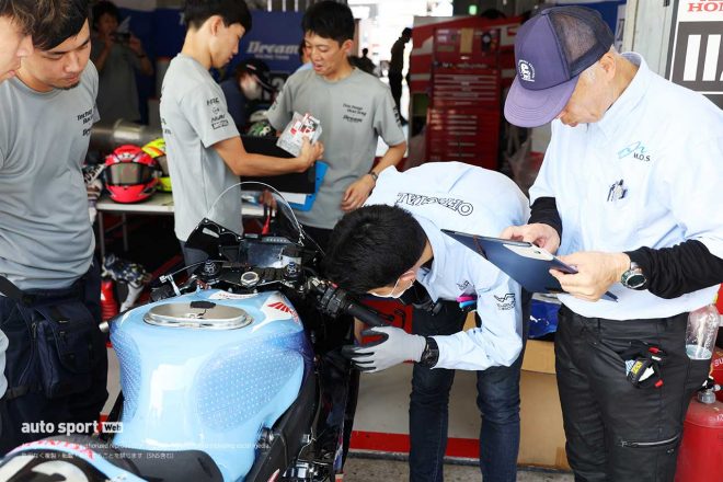 2023鈴鹿8耐：レース前車検の様子