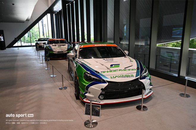 シェイドレーシングFUJIファクトリー内のエントランスの様子