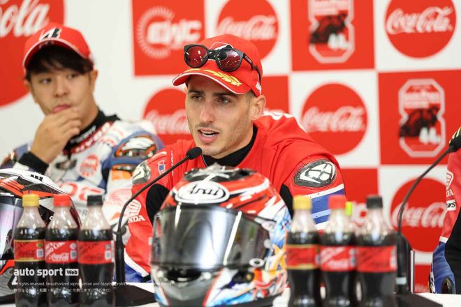 2023鈴鹿8耐：総合優勝を獲得したチャビ・ビエルゲ（Team HRC with Japan Post）