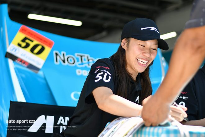 2023スーパーGT第4戦富士　ANEST IWATA Racing RC F GT3の小山美姫