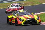 GTワールドチャレンジ・アジア岡山　クラフト・バンブー・レーシングの37号車メルセデスAMG GT3とAASモータースポーツ・バイ・アブソリュート・レーシングの911号車ポルシェ911 GT3 R