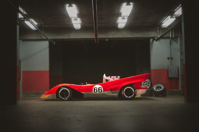 1970年代初頭に、ロータスがレースで使用していた赤、白、金のカラーを反映した、伝統にインスパイアされたカラーリングで一般公開されたロータス・タイプ66