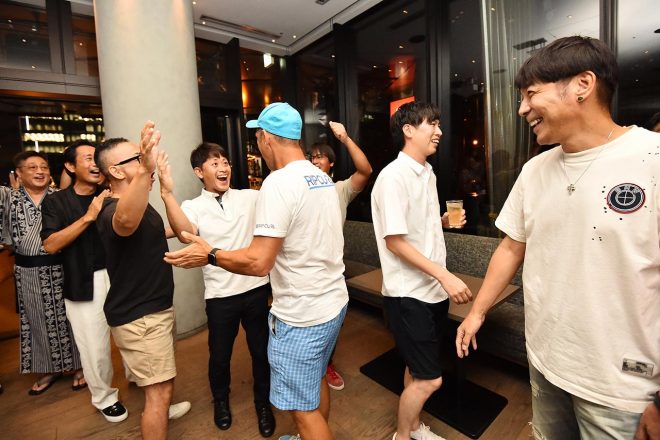 ヨルグ・ミューラーとの再会を喜ぶ荒聖治