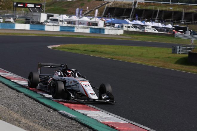 スーパーフォーミュラ・ライツ第5大会　デビッド・ビダーレス（B-MAX RACING 320）