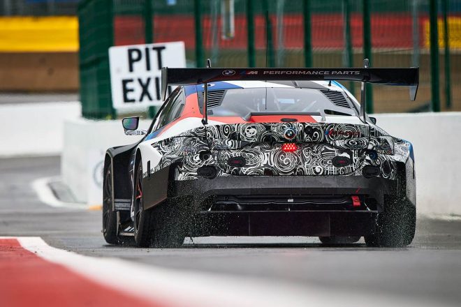 BMW M4 GT3の“EVO”パッケージ開発車両