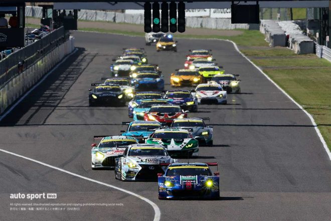 2023スーパーGT第5戦鈴鹿　GT300クラスの決勝スタート