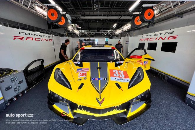 前戦第5戦モンツァでチャンピオンを決めた、ミッドシップのコルベット・レーシング33号車シボレー・コルベットC8.R。コルベットでミッドシップって凄いですよね。