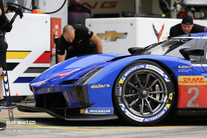 キャデラック・レーシング　キャデラックVシリーズ.R