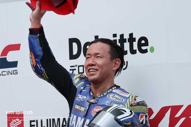 優勝した中須賀克行選手（YAMAHA FACTORY RACING TEAM）