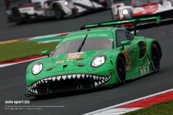 プロジェクト1・AOの56号車ポルシェ911 RSR-19