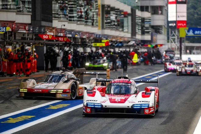 決勝中にトラブルが発生した5号車ポルシェ963