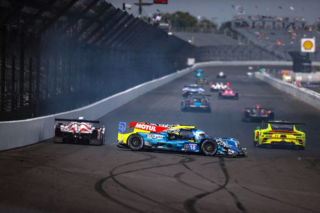 スピンを喫した18号車オレカ07・ギブソン（Eraモータースポーツ）。あわや多重クラッシュにつながるアクシデントだった。　2023年IMSA第10戦インディアナポリス