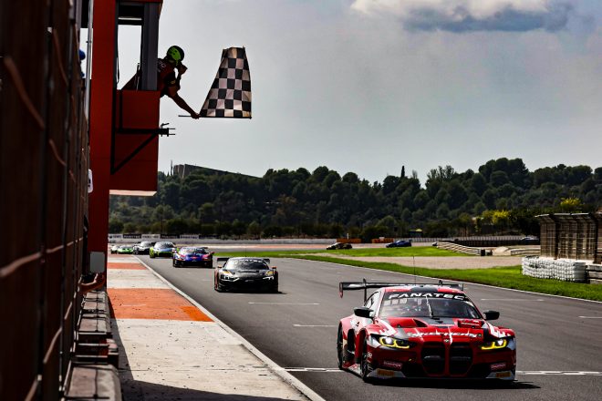 シーズン初優勝を飾ったチームWRTの32号車BMW M4 GT3(シャルル・ウィーツ/ドリス・ファントール組) 2023年GTワールドチャレンジ・ヨーロッパ第8戦バレンシア