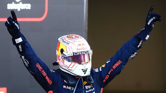 2023年F1第17戦日本GP　優勝を飾ったマックス・フェルスタッペン（レッドブル）