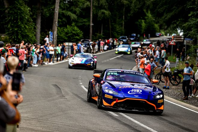 アストンマーティンとの契約はGT3だけでなくGT4レースも含まれるため、バンテージGT4でのレース参加も予想される