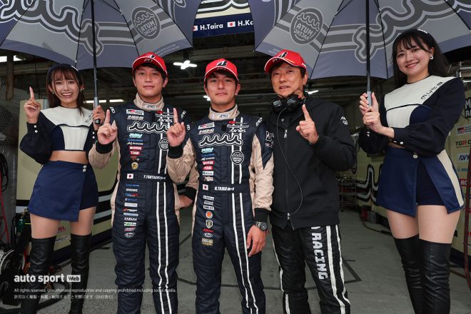 2023スーパーGT第7戦オートポリス　GT300クラスのポールポジションを獲得した堤優威／平良響／加藤寛規（muta Racing GR86 GT）