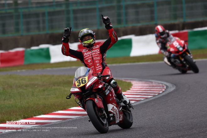 初優勝を飾った水野涼（Astemo HondaDream SI Racing）／2023全日本ロード第8戦鈴鹿 JSB1000 レース1