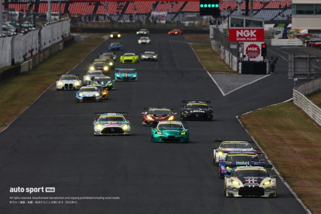 2023スーパーGT第7戦オートポリス　GT300クラスの決勝スタート