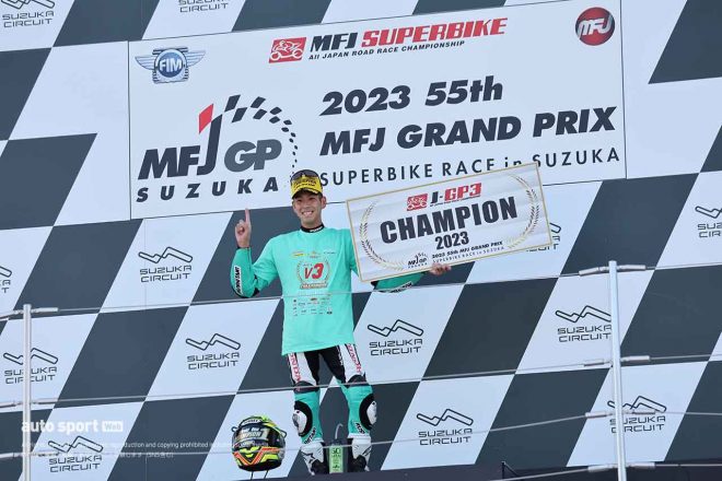チャンピオンを獲得した尾野弘樹（P.MU 7C GALESPEED）／2023全日本ロード第8戦鈴鹿 J-GP3
