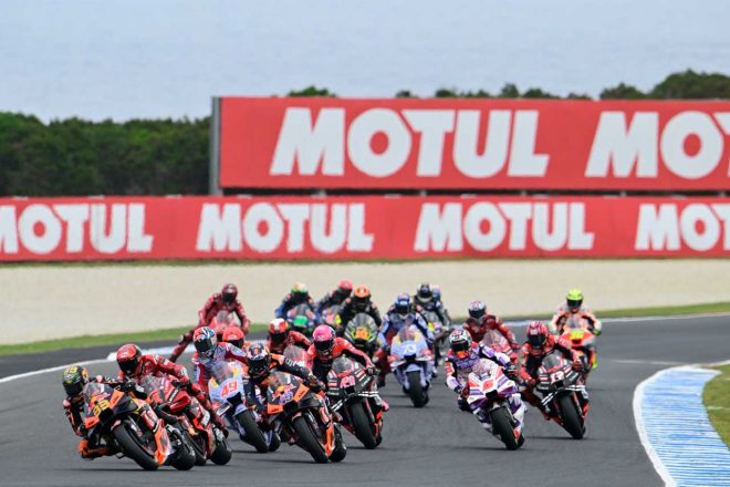 2023MotoGP第16戦オーストラリアGP 決勝 オープニングラップ