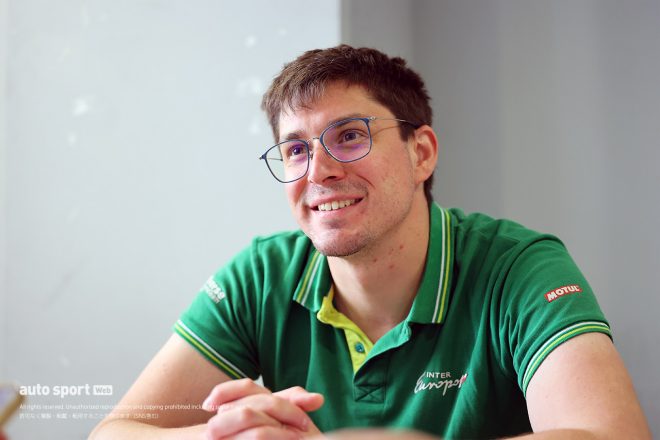 チームオーナーであり、第1ドライバーを務めるインターユーロポル・コンペティションのヤクブ・スミエコウスキー