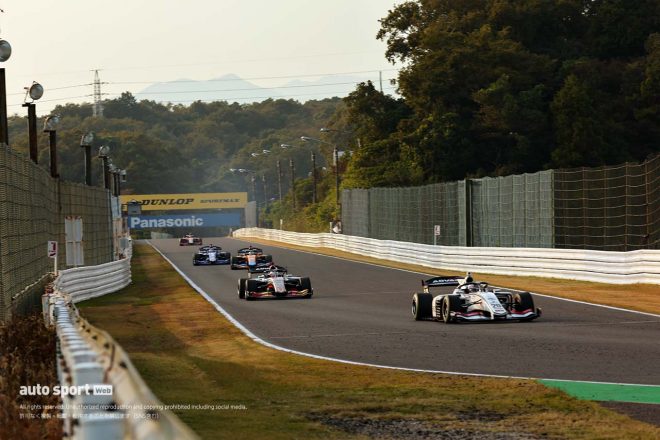 スーパーフォーミュラ第8・9戦鈴鹿　金曜フリー走行の様子