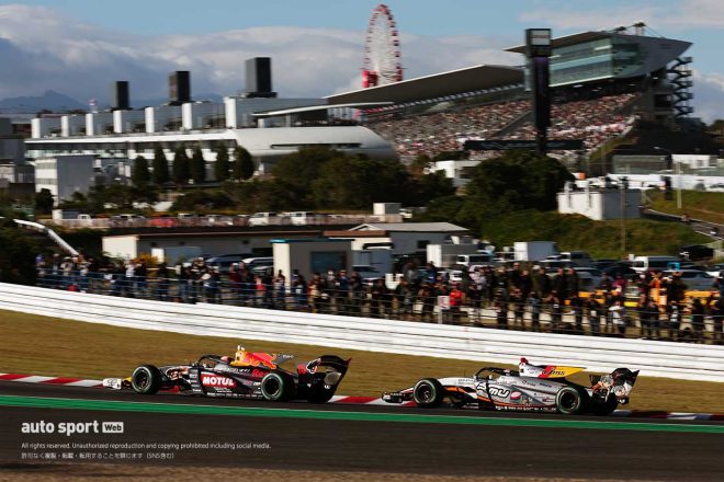 4周目に坪井翔をパスしたリアム・ローソン。しかし赤旗終了により3周終了時点での結果が正式となり、“幻のオーバーテイク”に。