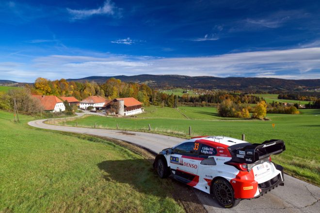 最終パワーステージで意地を見せ、トップタイムを刻みボーナスの5ポイントを獲得したエルフィン・エバンス／スコット・マーティン組（トヨタGRヤリス・ラリー1）　2023年WRC第12戦セントラル・ヨーロピアン・ラリー