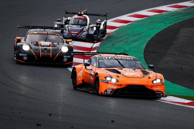 ORT・バイ・TFの25号車アストンマーティン・バンテージAMR