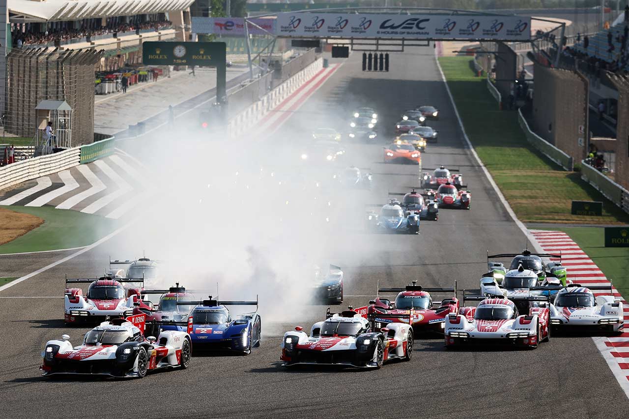 2023年WEC第7戦バーレーン　レースのスタートシーン