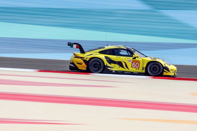 レース前半のLMGTEアマんクラスをリードしたアイアン・リンクスの60号車ポルシェ911 RSR-19