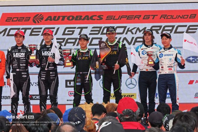 2023スーパーGT第8戦もてぎ　GT300クラス表彰式の様子