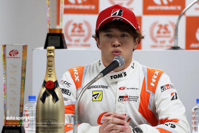 チャンピオン会見に出席した宮田莉朋（au TOM’S GR Supra）